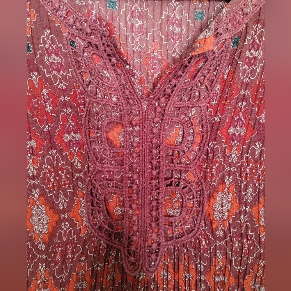 Catherines Colorful Graphic 3/4 Sleeve Pleated Tunic Women's Plus Size 2X - Picture 3 of 6
